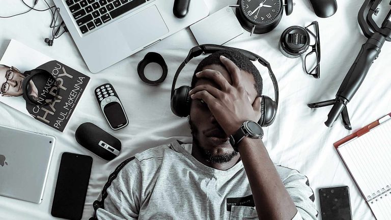 The Impact of Technology on Mental Health: Finding a Balance