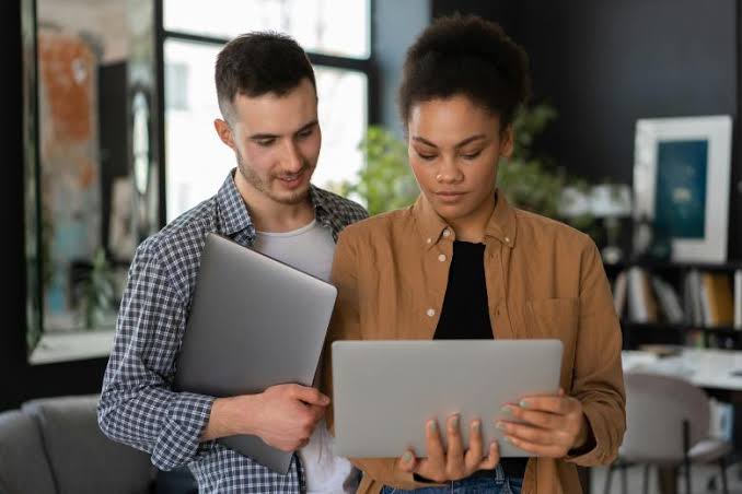 Building a Stronger Online Presence Through Useful Content